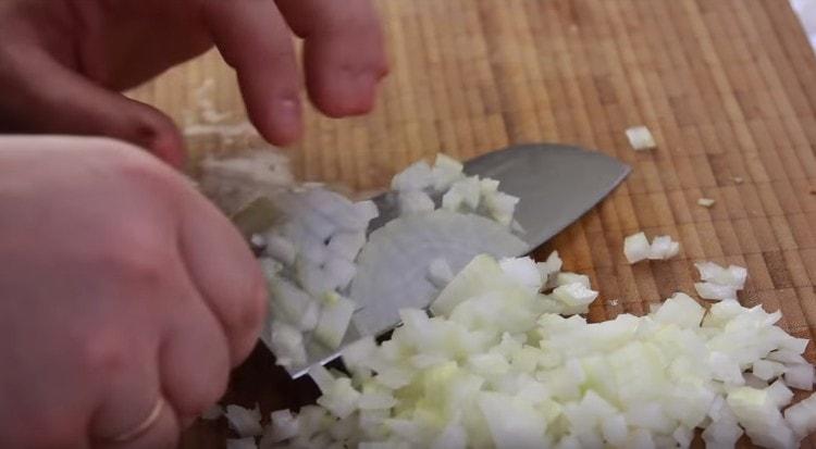 Chop the onion too.