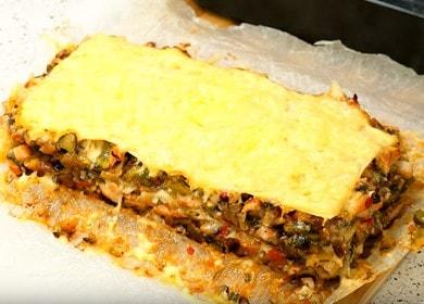 Lasagnes savoureuses avec du pain pita émincé au four: faites cuire selon une recette détaillée avec une photo.
