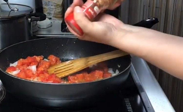 Add salt, pepper, suneli hops.
