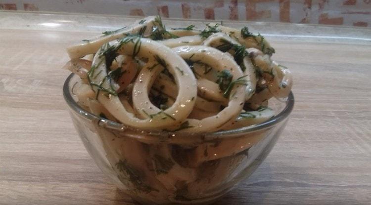 los calamares en escabeche son muy sabrosos.