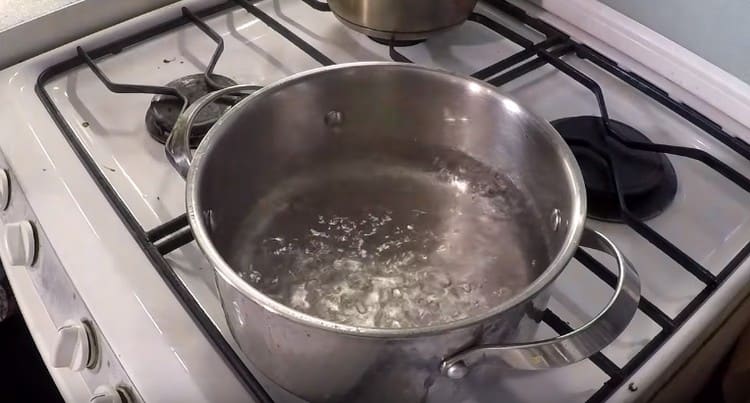 In a saucepan, bring the water to a boil.