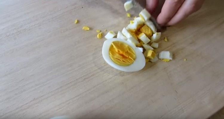 Hard boiled hard boiled eggs.