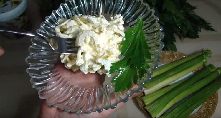 This recipe for petiole celery makes a quick salad in minutes.