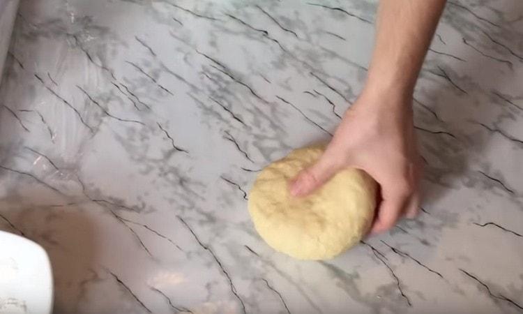 Knead a rather tight dough.