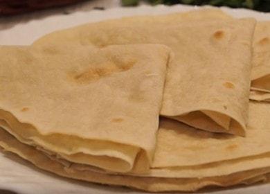 La pâte idéale pour le pain pita arménien mince