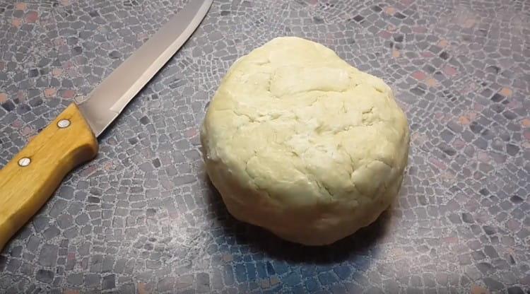 A simple dough on sour cream is ready.