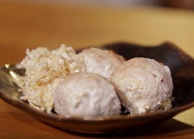 delicadas albóndigas de pavo: cocinamos según la receta con una foto.