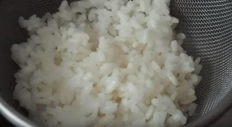 Rice recline on a sieve.