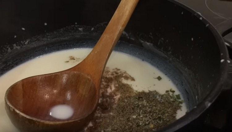 In a small amount of remaining milk, add nutmeg.