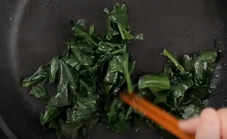 Then fry the spinach.