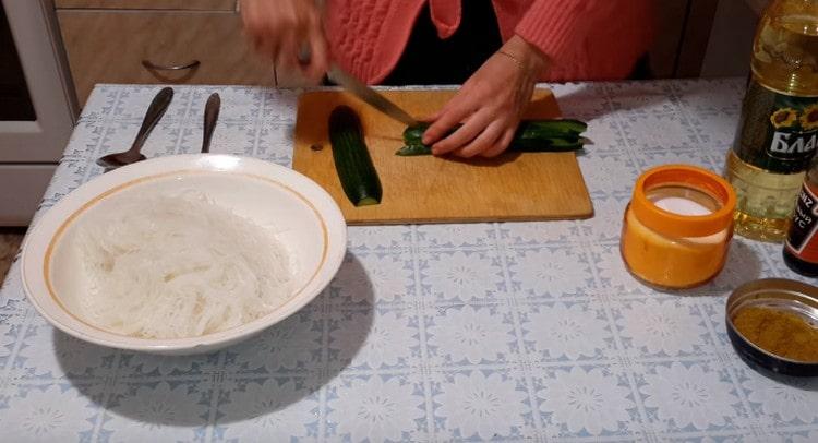 Straw chop fresh cucumber.