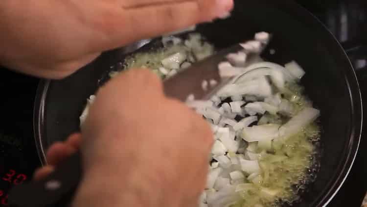 To prepare the basics in Tatar, heat the pan