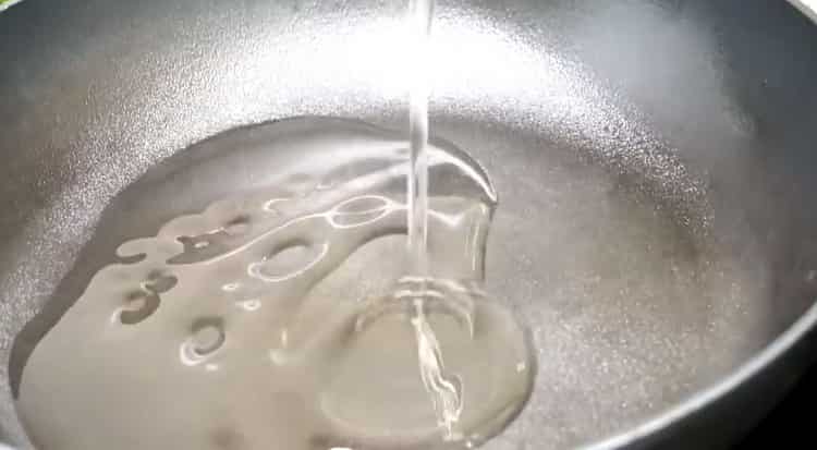 To cook beef stroganoff, heat the pan