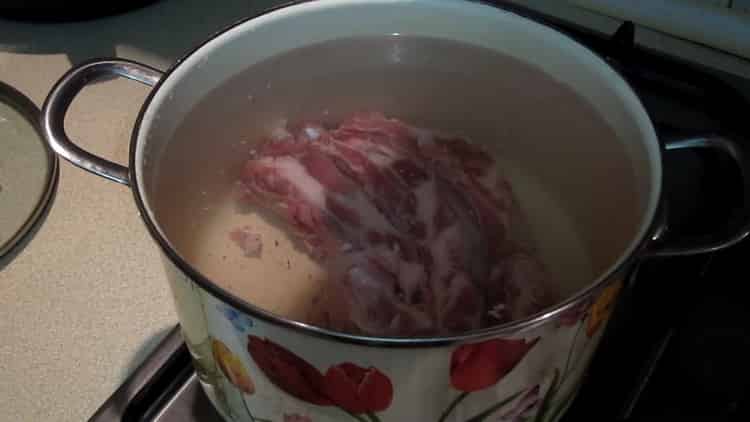 Cooking borsch with beans
