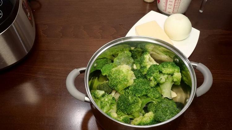 Cocinar el brócoli en una olla de cocción lenta