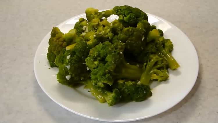 Brokula s češnjakom - recept za ukusnu prilog u tavi