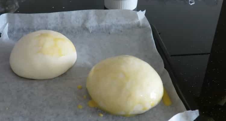 Preheat the oven to make a bun