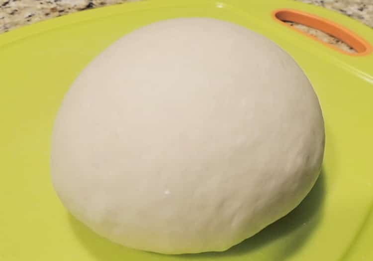 quick yeast dough for milk pizza ready