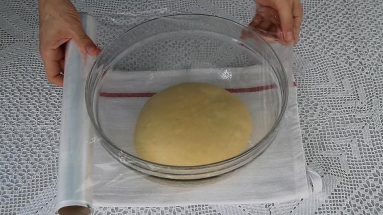 To prepare the dough, put on the proofing