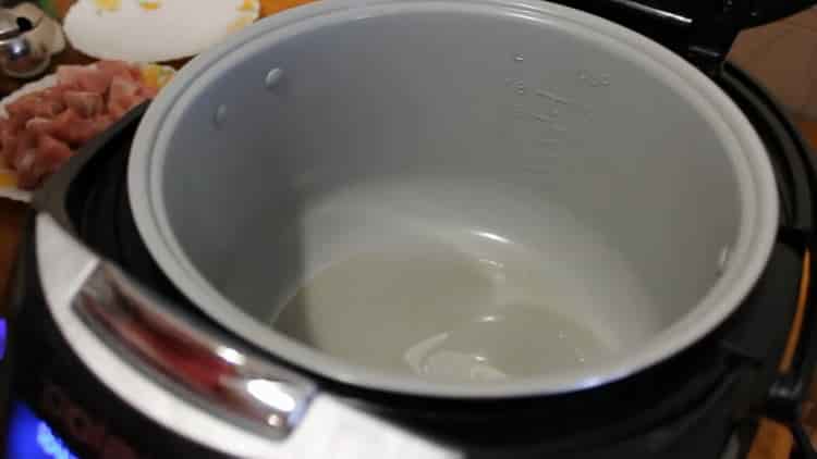 To cook buckwheat, heat the slow cooker