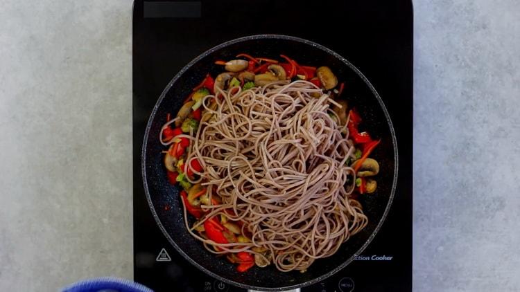 To make buckwheat noodles with vegetables, combine the ingredients