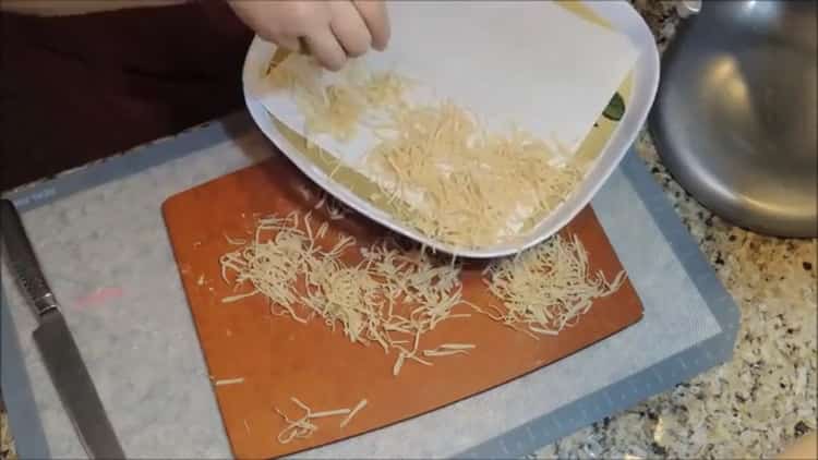 Cómo hacer sopa de fideos casera - Receta para principiantes