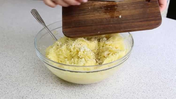 Add spices to make potato pancakes