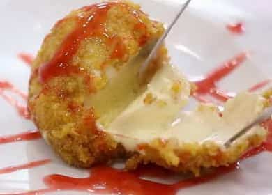 Delicious crispy fried ice cream 🍧