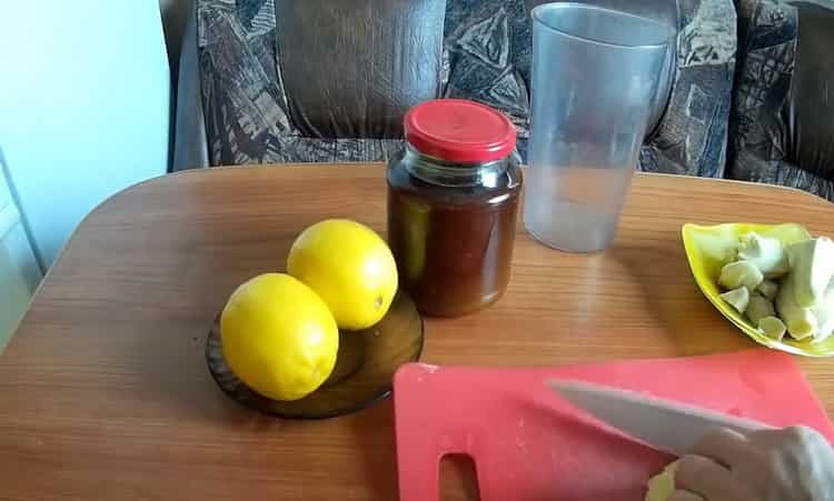 Cuisson du gingembre au citron et au miel.