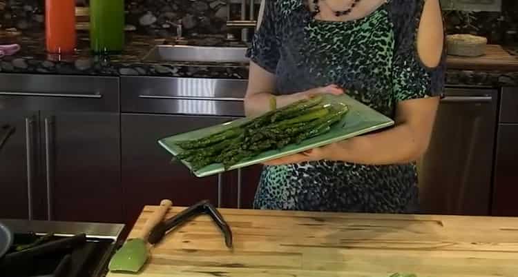como cocinar espárragos verdes frescos