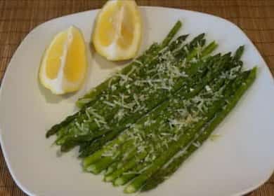 How to cook green asparagus baked in the oven with garlic and parmesan 🍋