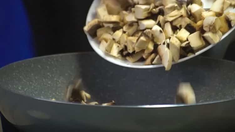 To cook, fry the mushrooms