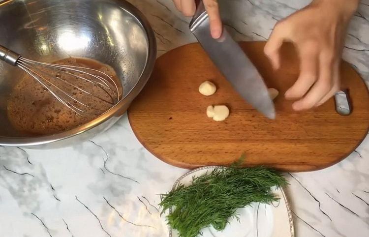 Crush garlic to cook