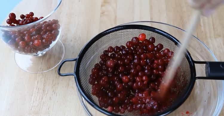 Prepare the ingredients for cranberry mousse