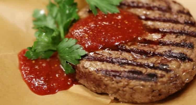 Hamburger cutlet according to a step by step recipe with photo