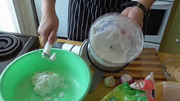 Cooking cutlet squid lean