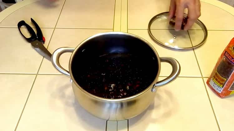 Cooking meatballs from lean beans