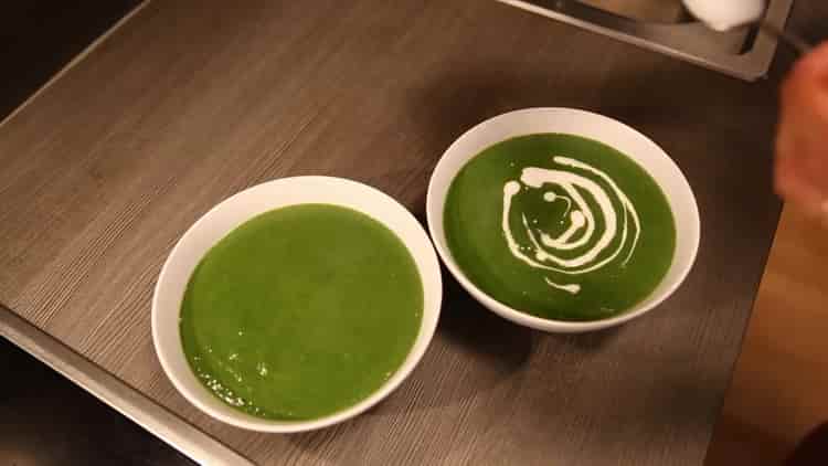 cream spinach soup is ready