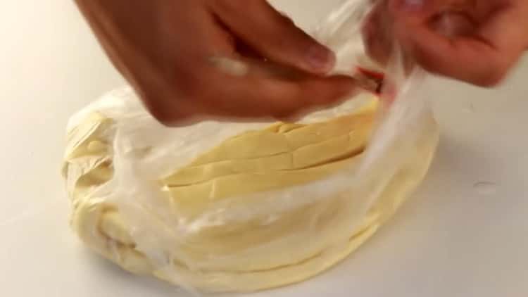 To prepare the lagman noodles, put the blanks in a bag