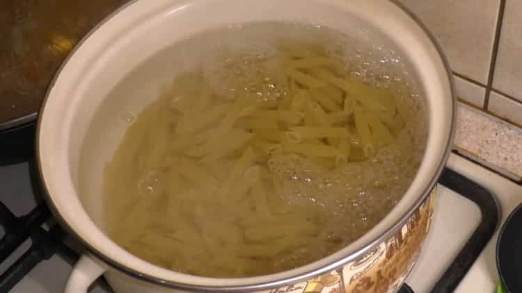 Za kuhanje tjestenine dovedite tjesteninu u pripravnost