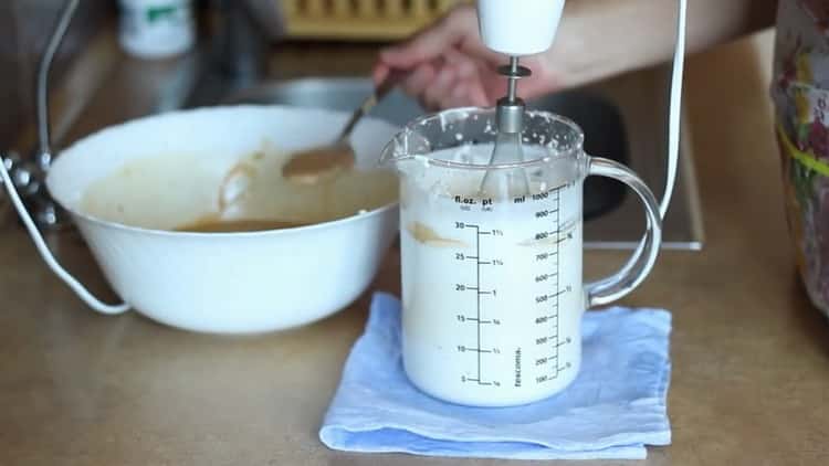 Kombinirajte sastojke kako biste napravili sladoled.