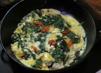 How to learn to cook a delicious spinach omelet 🍳
