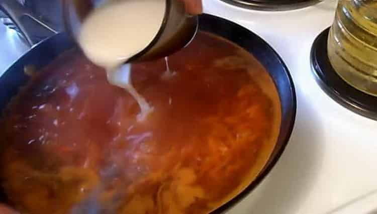 Pour faire le poivre ajouter un mélange dilué d'eau et de farine