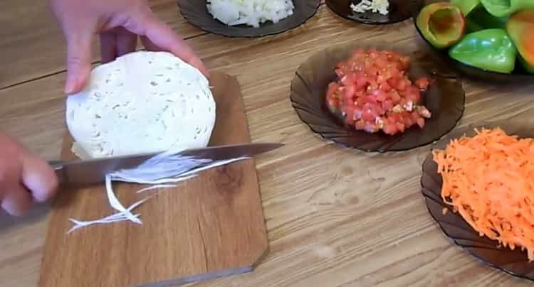 To cook pepper, chop cabbage