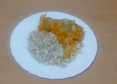 Orge sur le plat d'accompagnement: une recette étape par étape avec une photo