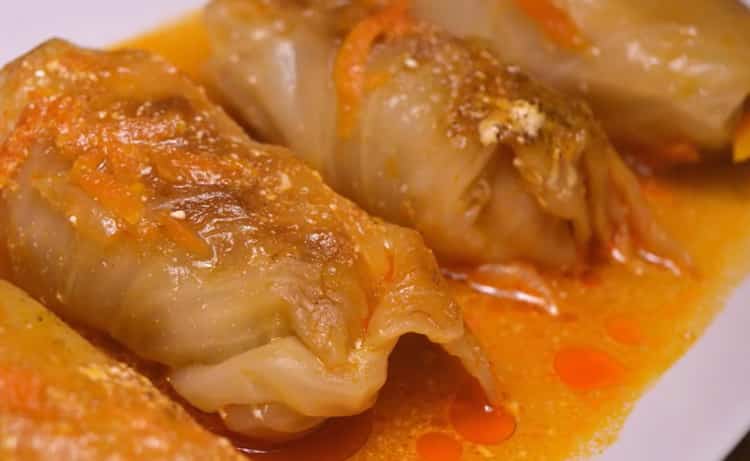 A traditional recipe for stuffed cabbage with minced meat that everyone will like
