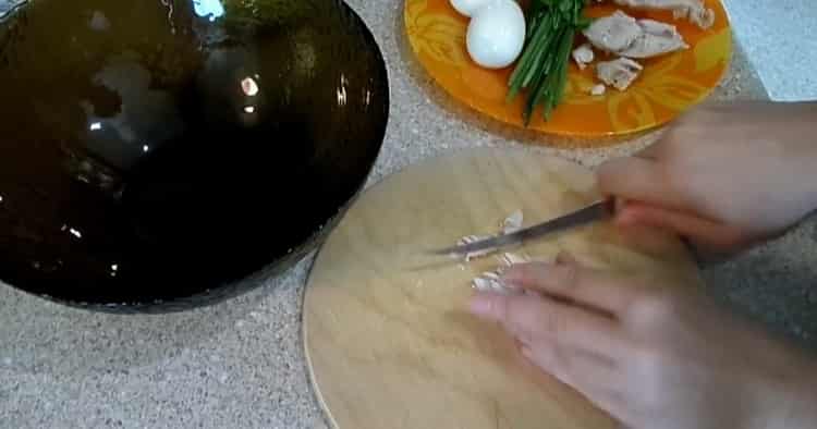 Cooking a salad with canned white beans