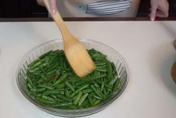 To cook the beans, boil the ingredients