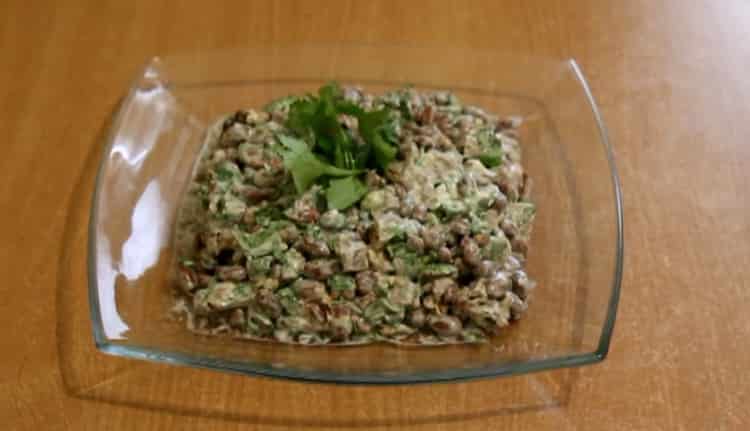 Salade de boeuf et haricots: une recette étape par étape avec des photos