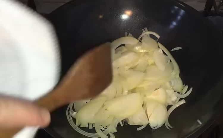 Toast, fry the onions